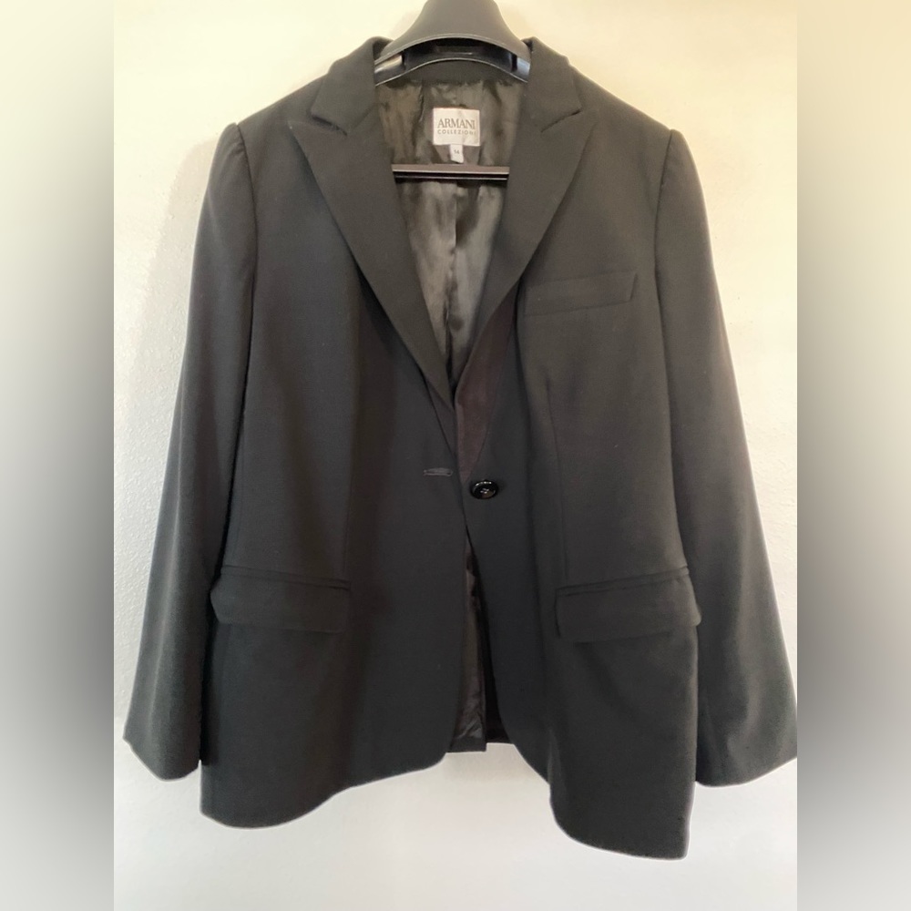 Armani Collezioni Women’s Blazer in Black